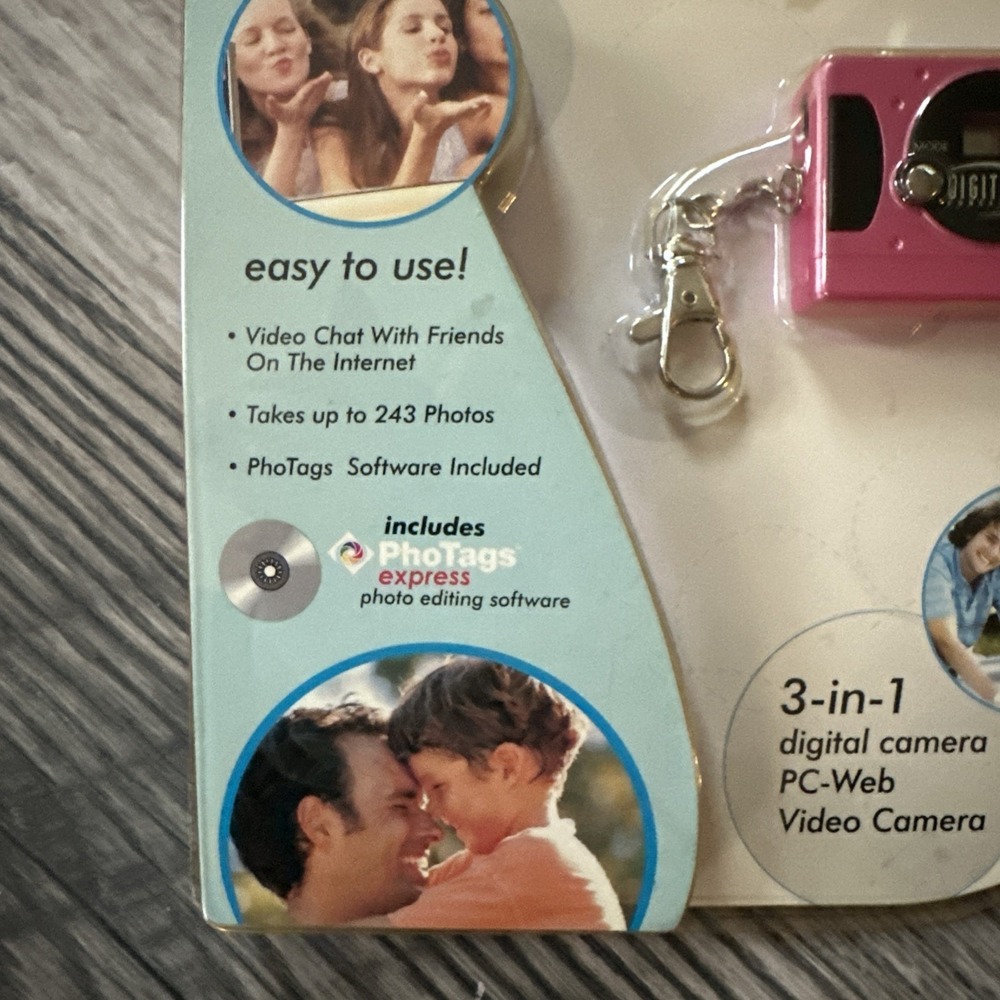Keychain 3 In 1~Digital Camera, PC Web, Video Camera ~ Blue~NEW  Great‎ GIFT - Picture 4 of 5